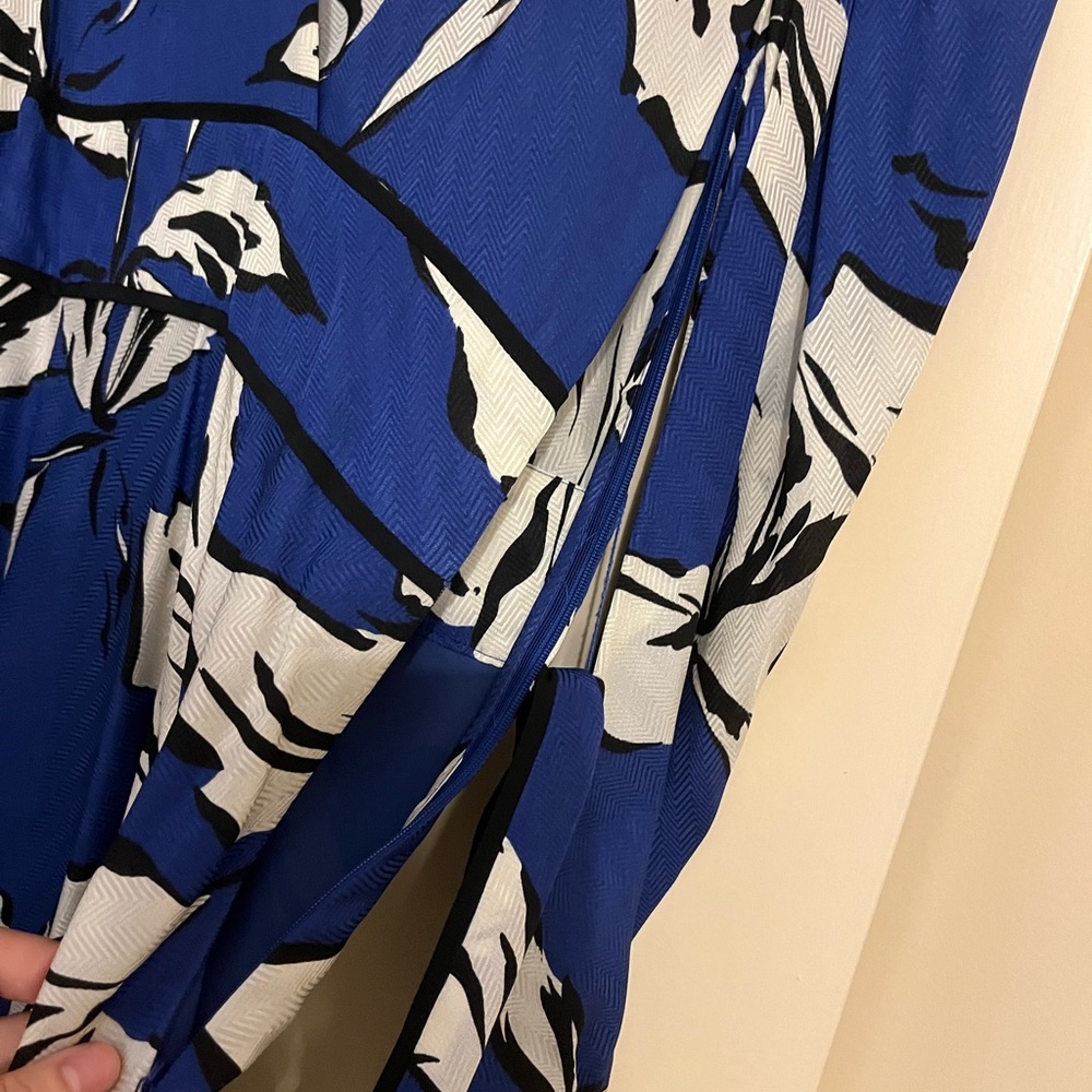Veronica Beard Mclean Floral Silk Long Sleeve Maxi Dress with Slit Size 2 ๐๐ค๐ค - Picture 14 of 16